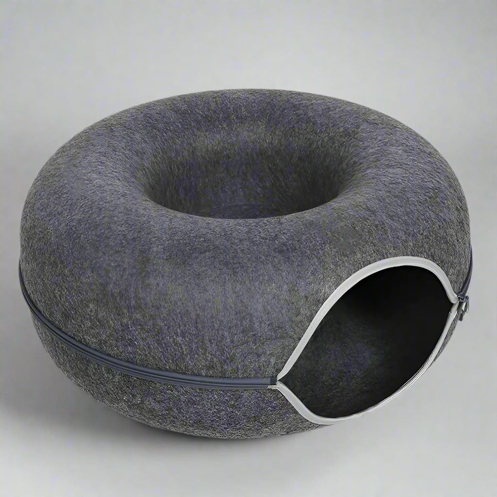 Dark Gray Donut-shaped cat bed with a built-in interactive tunnel, made from durable felt for comfort and play. Ideal for cats who love cozy resting spots and active exploration.